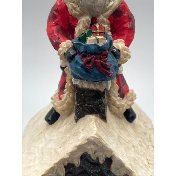 Santa on Rooftop Music Box Plays "Here Comes Santa Claus" (Very Fast) Christmas - Picture 5 of 8